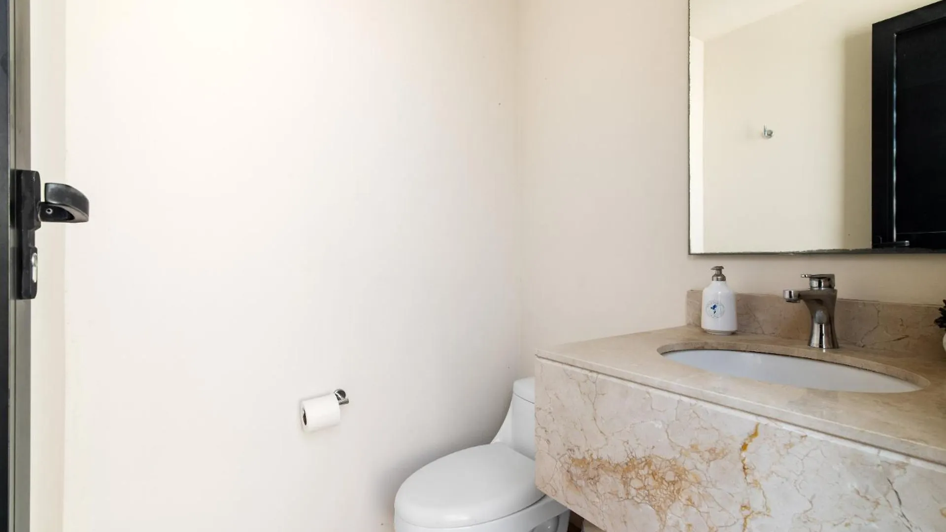 דירות טולום Luxurious Penthouse With Jungle View & Private Pool 0*,